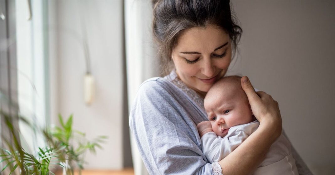 A partir de quel âge votre bébé reconnait-il son prénom-min